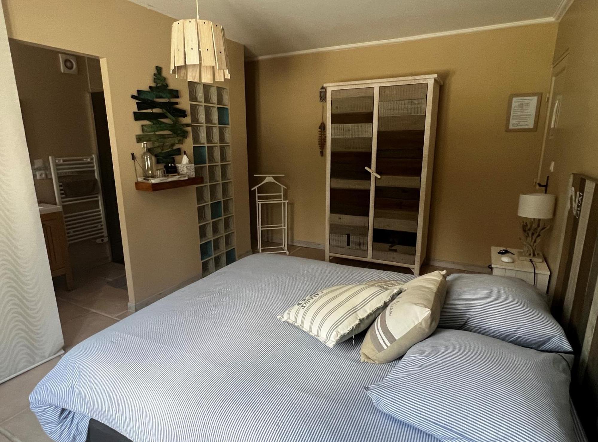Villa Quinissole Sainte-Anastasie-sur-Issole 外观 照片