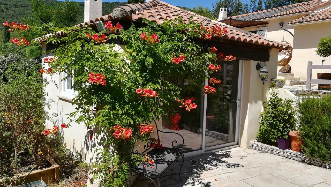 Villa Quinissole Sainte-Anastasie-sur-Issole 外观 照片